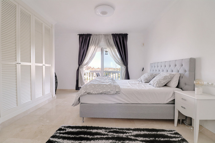 Qlistings House - Villa in Riviera del Sol, Costa del Sol image 7